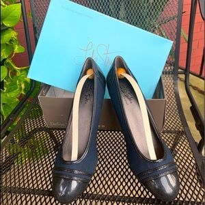 Life Stride, Navy/ Black Patent Accent Pumps, Sz 9